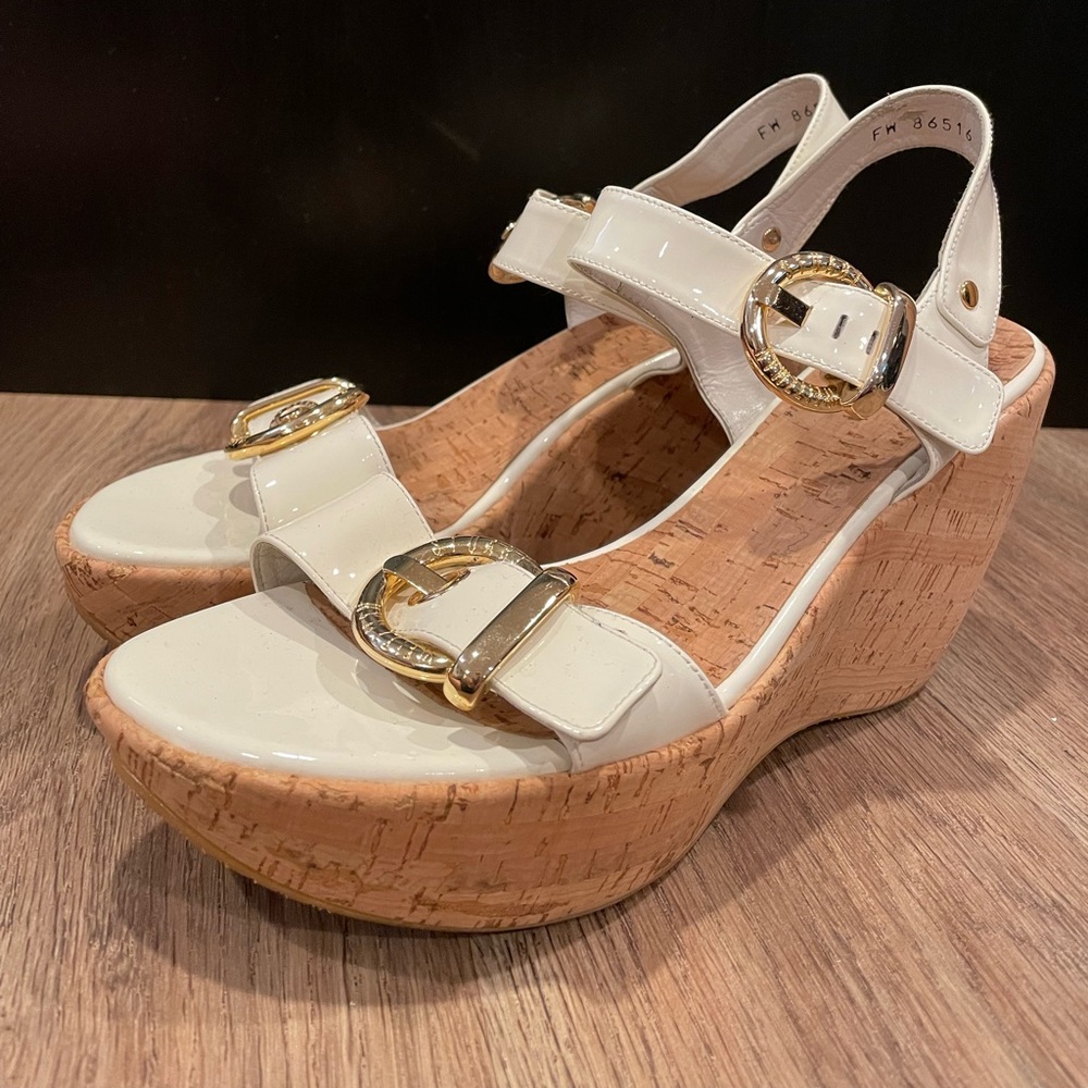 STUART WEITZMAN Women's White Cork Patent Leather  Shoes Heels  Size 9